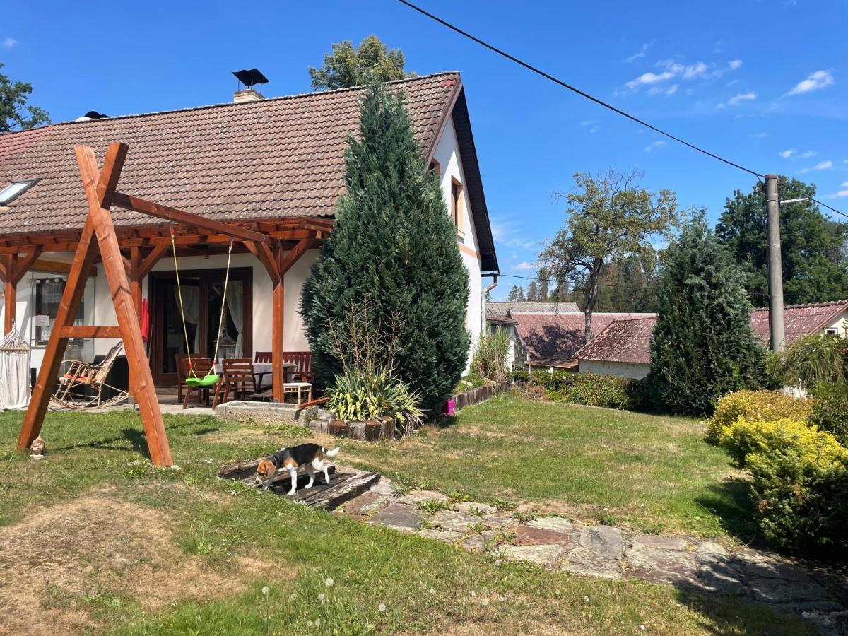 Apartman Beruska Krelovice Экстерьер фото